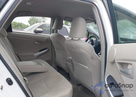 2010 Toyota Prius Iii z USA, uszkodzony, nr VIN JTDKN3DUXA5202132